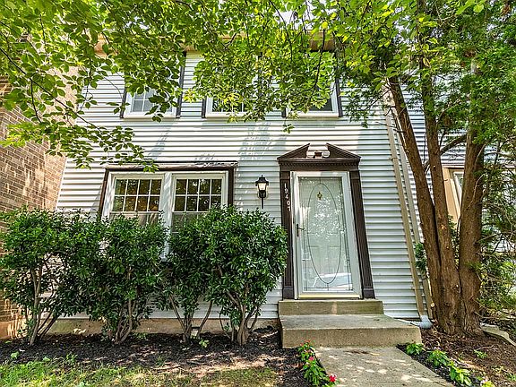 2nd image of 19407 Zinnia Cir