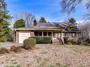 619 Eastway St, Davidson, NC 28036