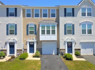 106 Tulip Ln, Gilbertsville, PA 19525