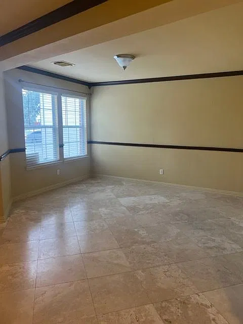 4 bed, 2060 sqft, $1,850 — Photo 3