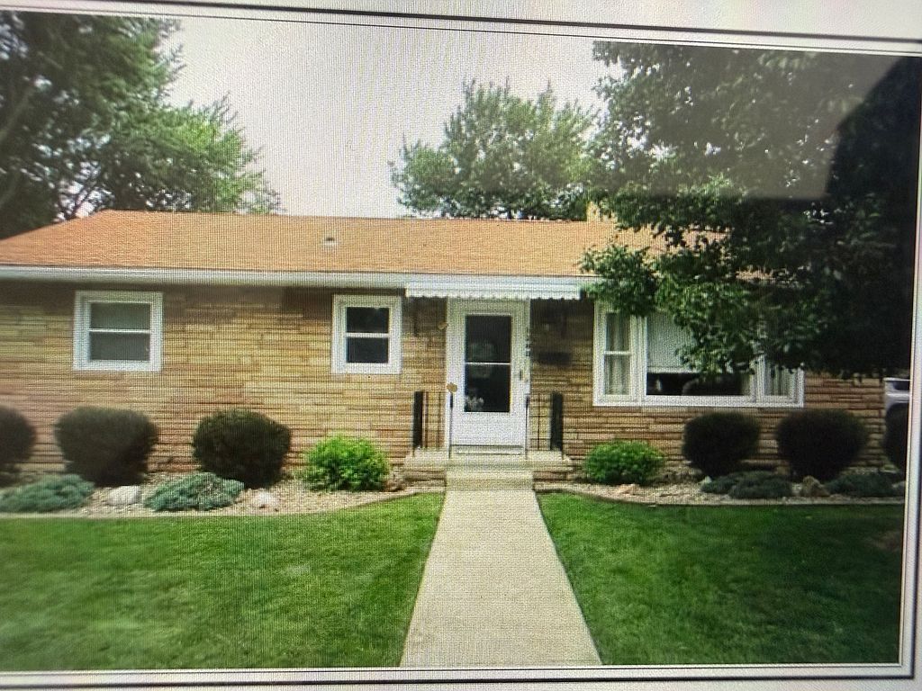 1200 Hovey Ave - Property Image