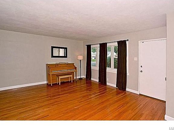 3rd image of 7622 General Sherman Ln