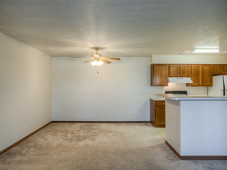 Dinning room space next to kitchen at Huntington Apartments.