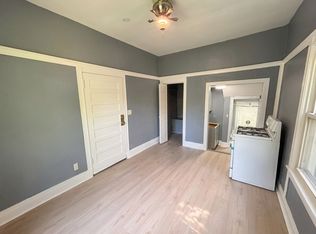 1228 Oak Ave #1R, Evanston, IL 60202