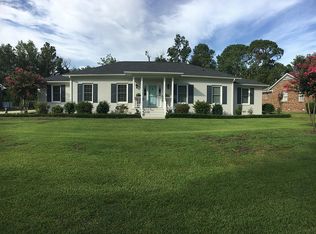 1017 Robert E Lee Dr, Wilmington, NC 28412