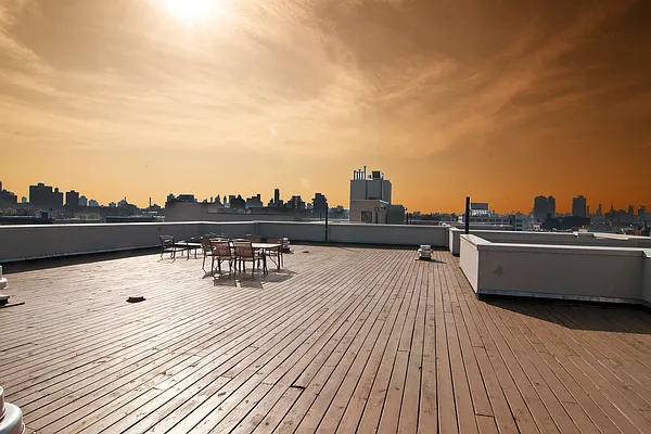 Rented by City View Living | media 23