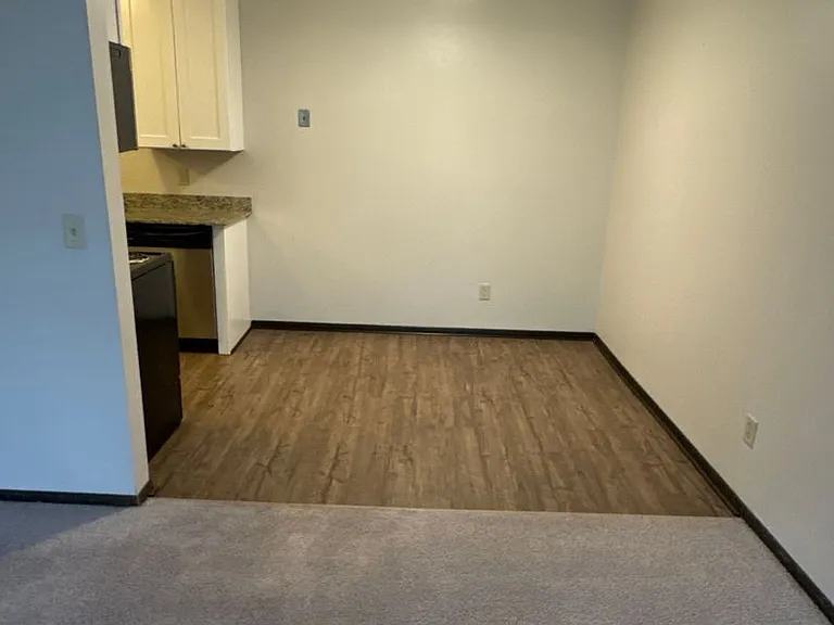 3708 West 32nd Street — Photo 19