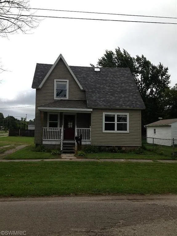 603 W Liberty St photo 1