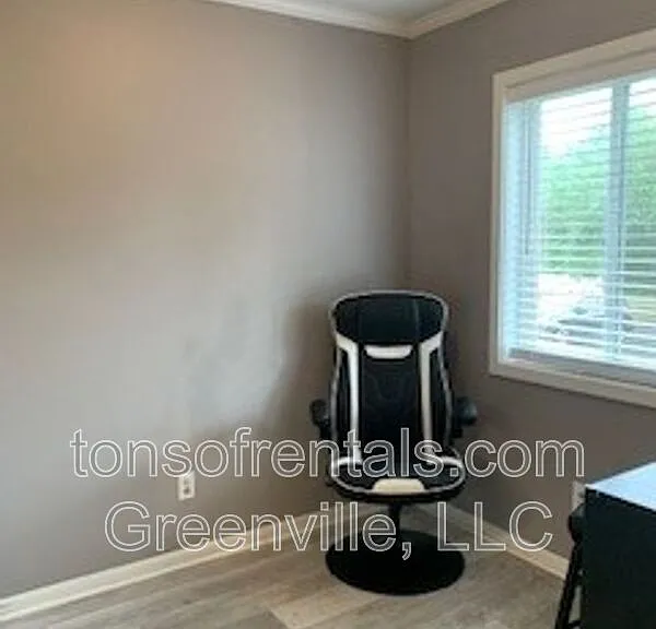 805 Stallings Rd #109 — Photo 5