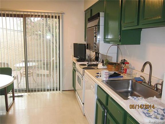 5th image of 7371 Laurel Ct Building 1