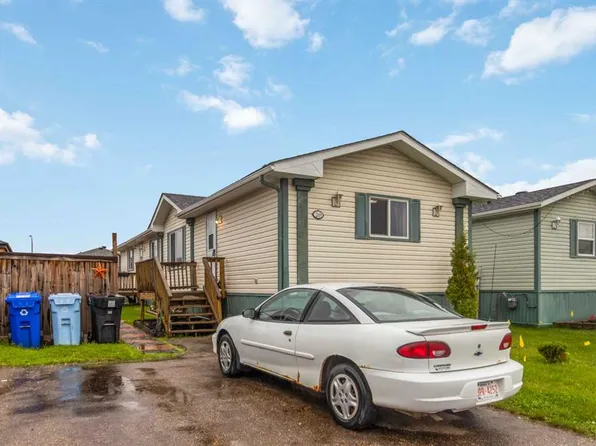 269 SW McKinlay Cres, Wood Buffalo, AB T9K 2M9