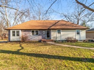 810 NE Chestnut St, Lees Summit, MO 64086