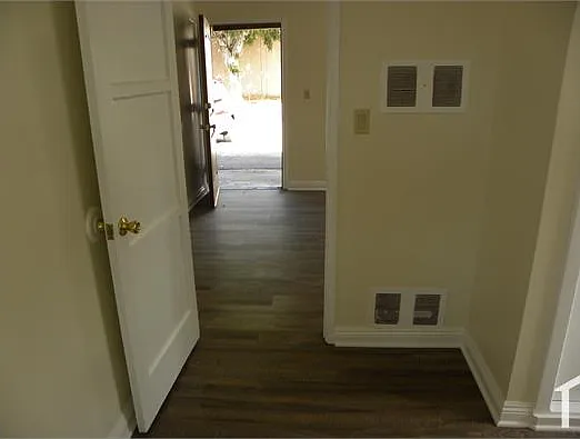 1105 Date St — Photo 9