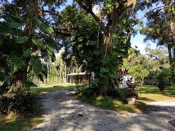 5th image of 2104 70th Street Ct E