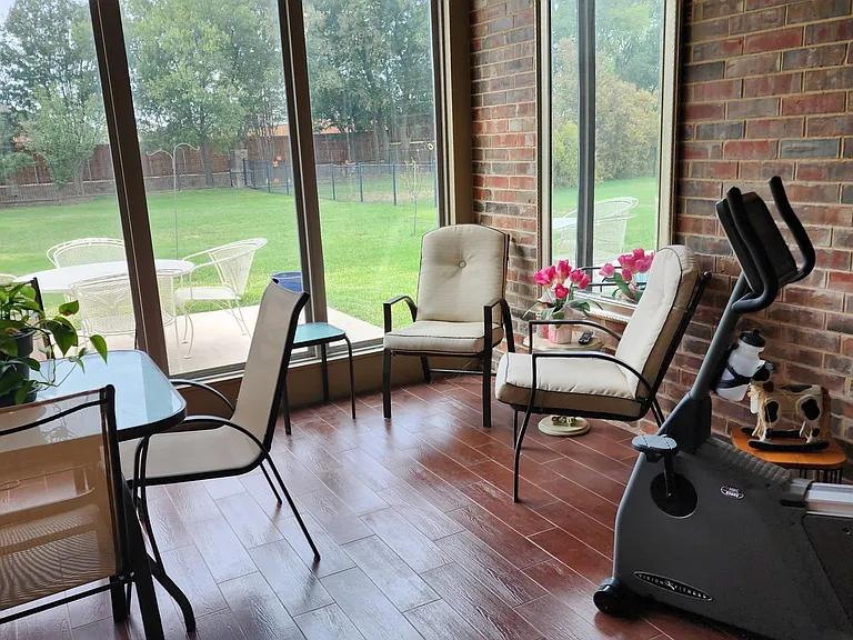sun room air conditioned and heated