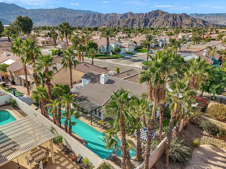 45420 Desert Fox Dr — Photo 49