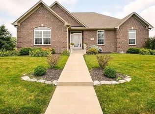 4662 Chestnut Ct, Bargersville, IN 46106