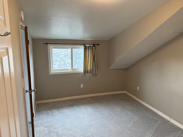 302 N Gertruda Ave — Photo 36