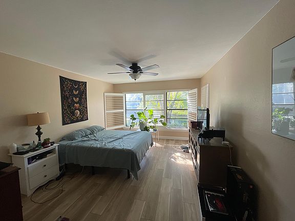 5th image of 2473 Kingfisher Ln