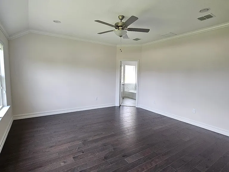 3105 Euclid Way — Photo 5