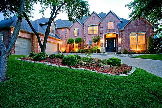 1st image of 2623 Woods Ln