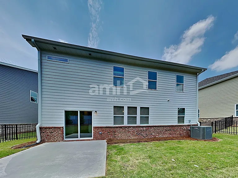 889 Carnaby Ln — Photo 27