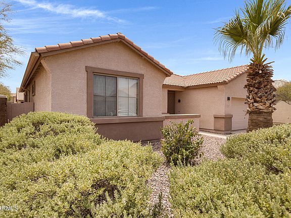 3rd image of 1639 E PRICKLY PEAR Place