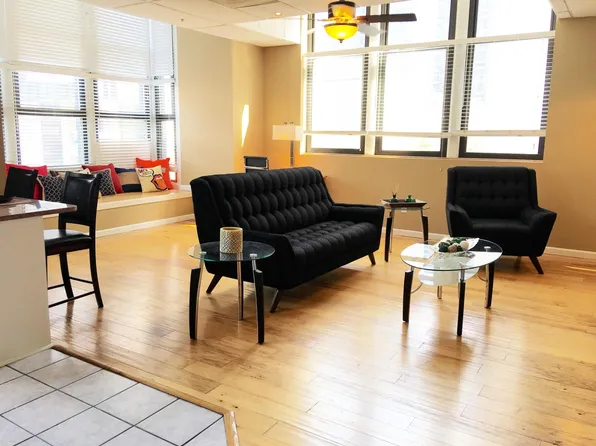 Gallery 400, 555 N 4th St #2B-1Ba-1080Sqft, Saint Louis, MO 63102