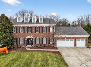 522 Westonridge Ct, Ballwin, MO 63021