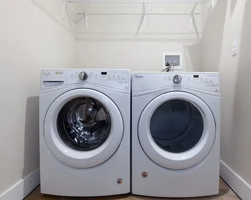 Rented by Prime Block Realty, LLC | media 38