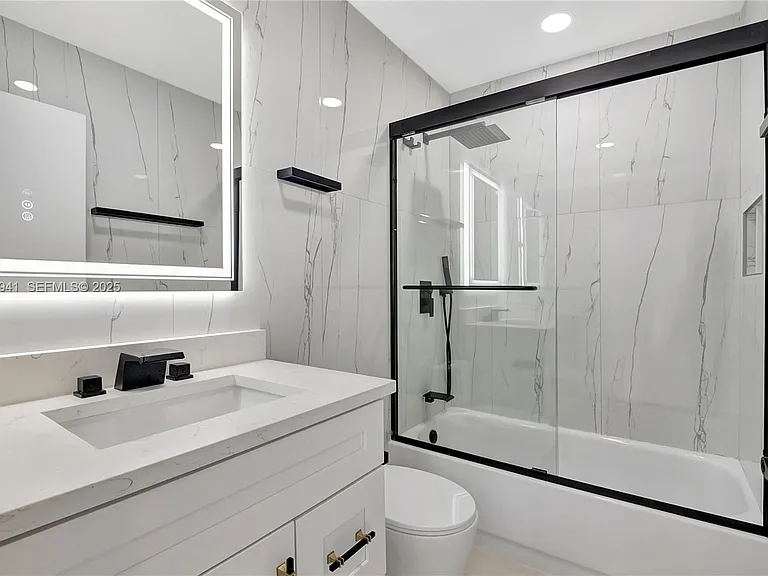 708 Normandy Ln #708-O — Photo 3