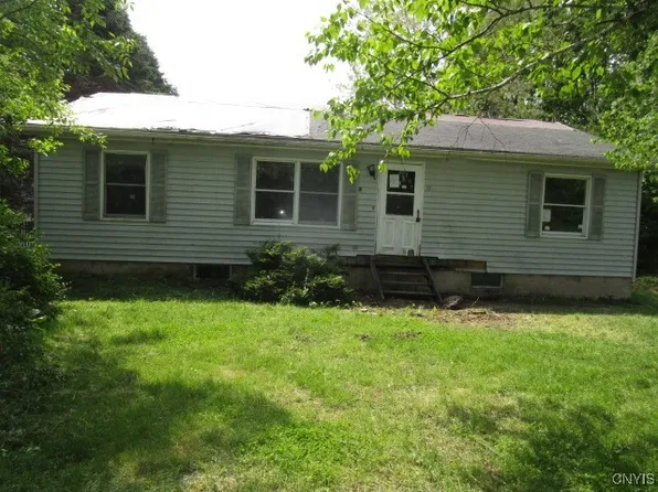 19 Skylane Dr, Hastings, NY 13076