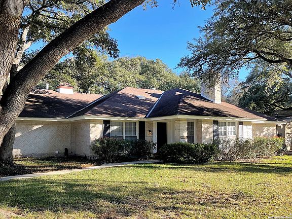 2nd image of 3723 Twisted Oaks Dr