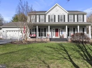 174 Snake Creek Ct, Charles Town, WV 25414