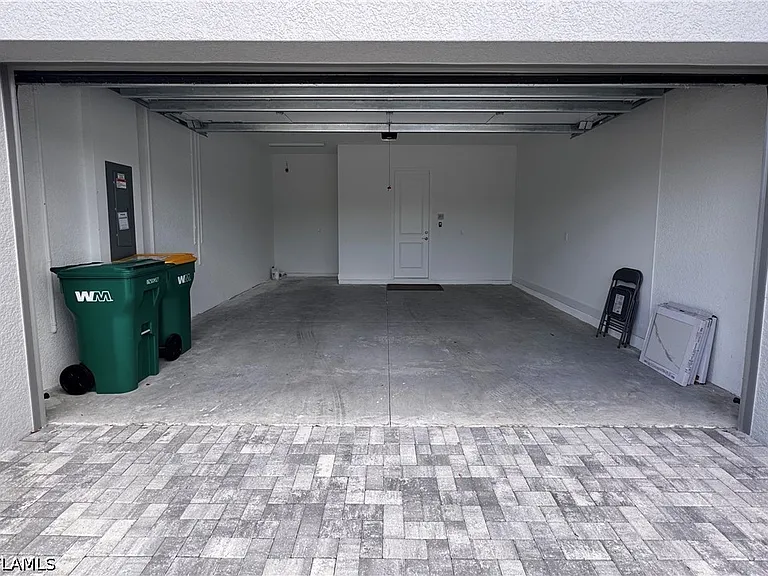 2864 Bloomfield Way — Photo 36