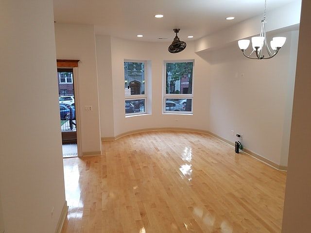 1st image of 5737 N Winthrop Ave