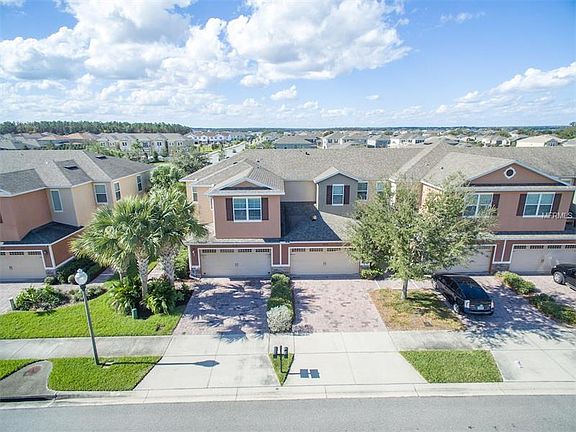 2nd image of 1507 Priory Cir
