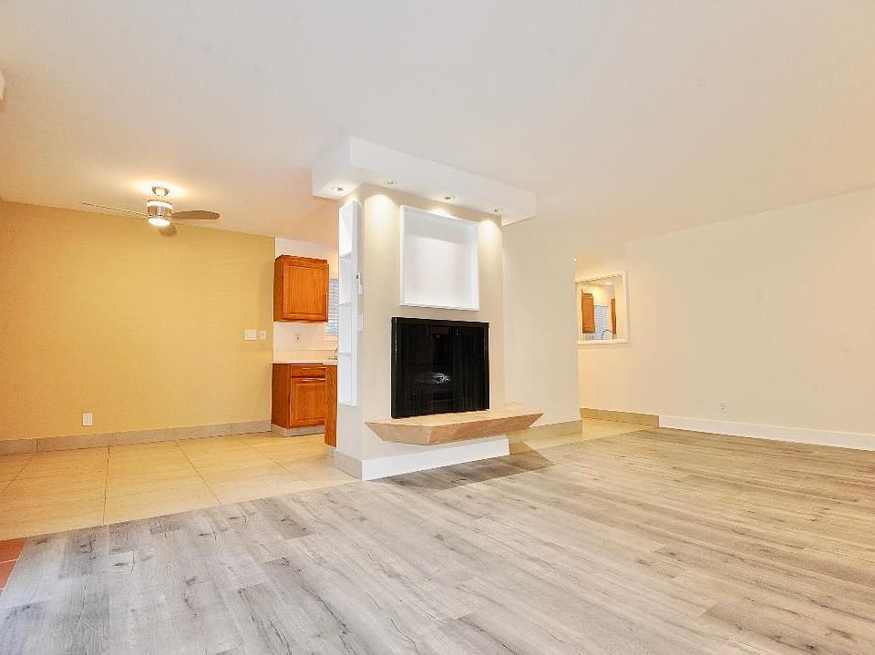 1st image of 1436 Barry Ave APT 1