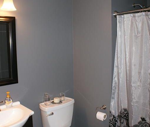 5th image of 214 Alania Ct