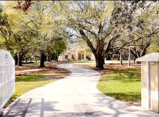 5140 N Apopka Vineland Rd, Orlando, FL 32818