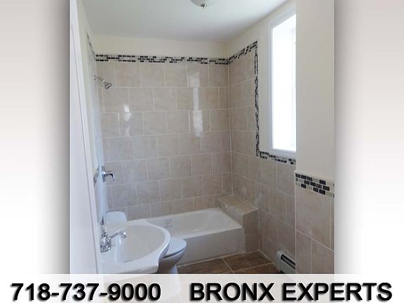 3rd image of 3366 Barker Ave