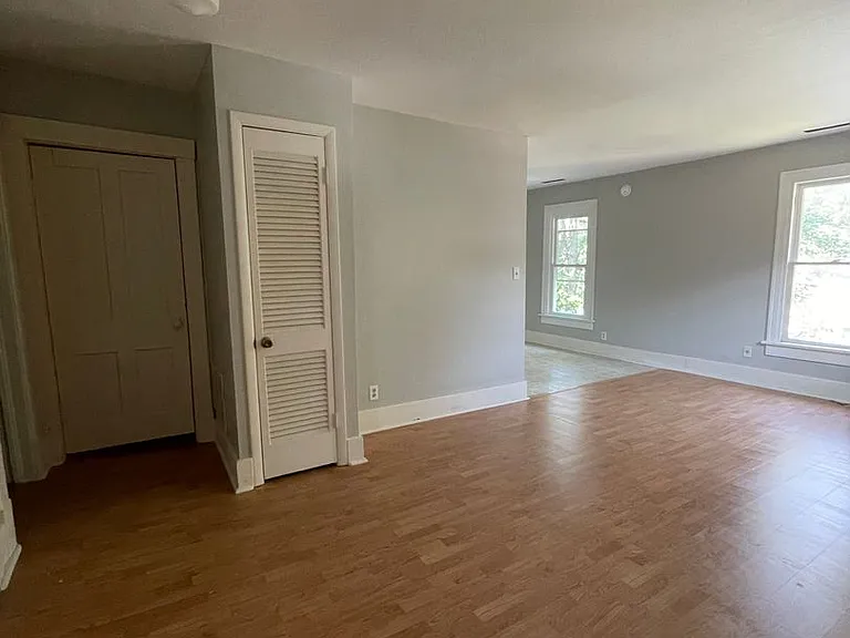 520 State St — Photo 3