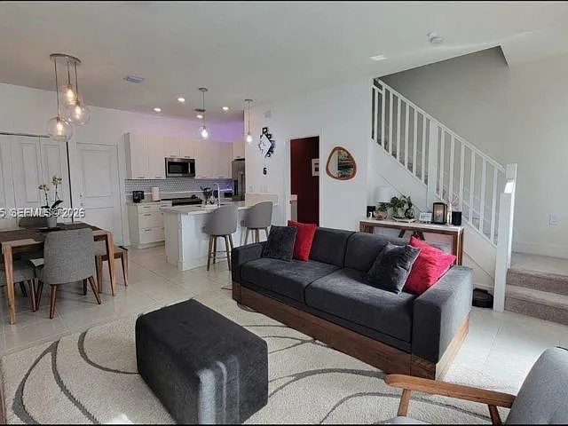 4675 NW 83rd Pkwy — Photo 11