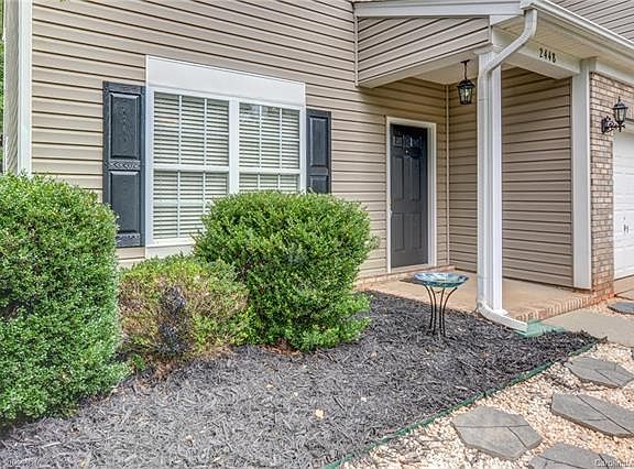 3rd image of 2448 Ivy Creek Frd