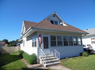 915 15th Ave, Fulton, IL 61252