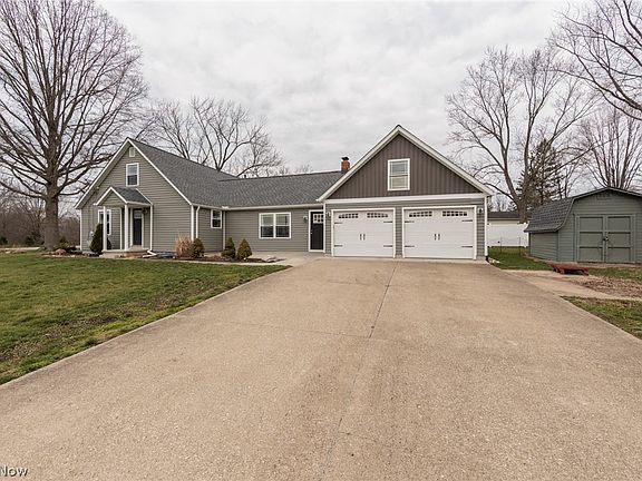 4th image of 9985 Mount Eaton Rd