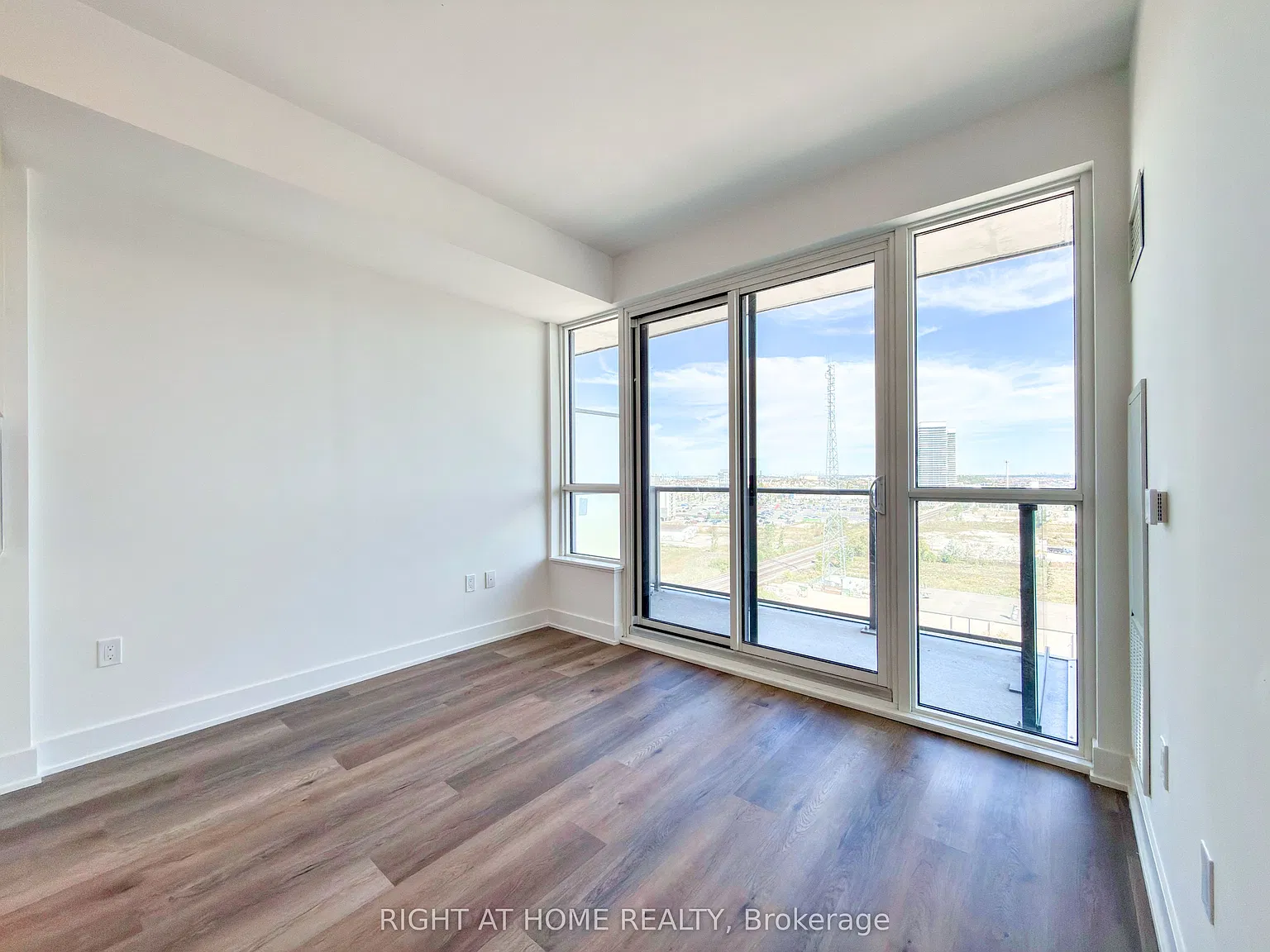 1 bed, $1,999 — Photo 4