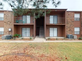 904 University Oaks Blvd APT 39, College Station, TX 77840