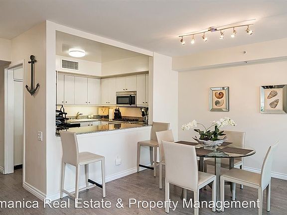 4th image of 500 W Harbor Dr Unit 605