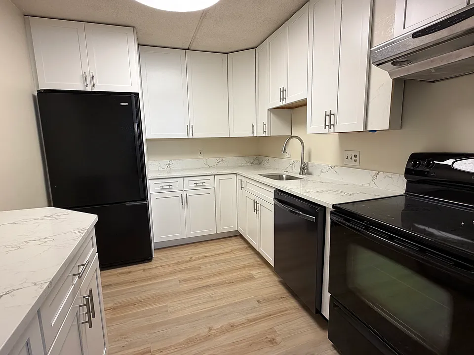 2500 Mystic Valley Pkwy #907